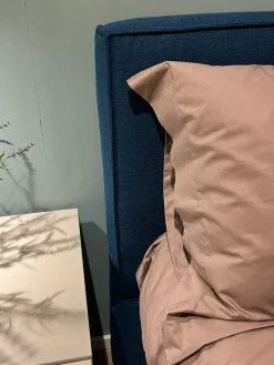 Letto imbottito con contenitore Letto imbottito  a prezzo ribassato^V&nice