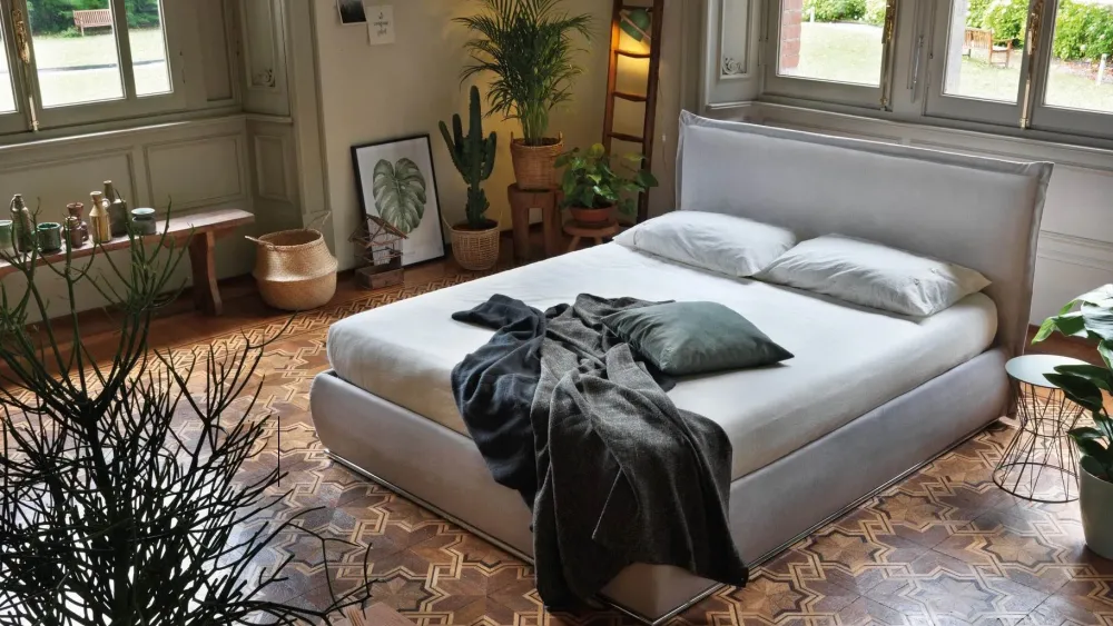 Sale Letto imbottito con contenitore Helene a prezzo scontato Letti