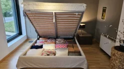 Divanidea Letto imbottito con contenitore Nuvola  a prezzo scontato- Letti