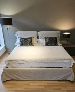 Divanidea Letto imbottito con contenitore Nuvola  a prezzo scontato- Letti