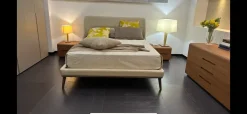 Letto imbottito con gambe Ulisse  a prezzo ribassato^La Falegnami Hot