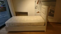 Vispring Letto imbottito con giroletto Recliner de luxe di a prezzo scontato- Letti