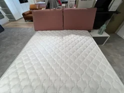 Altrenotti Letto imbottito con giroletto Filicudi a prezzo scontato- Letti