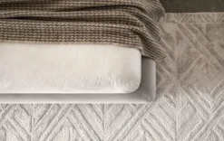 Samoa Letto imbottito con giroletto Essential  a prezzo ribassato- Letti