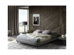 Le Comfort Letto imbottito con piedini Sommier  a prezzo scontato- Letti