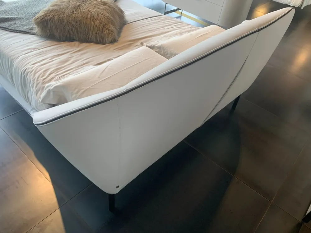 Best Letto imbottito con piedini Domenica 160x200 a prezzo scontato Letti