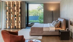 Flou Letto imbottito modello Atelierm: contatta il venditore per scoprire il prezzo- Letti