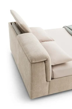 Discount Letto imbottito modello Apollo di scontato 35% Letti