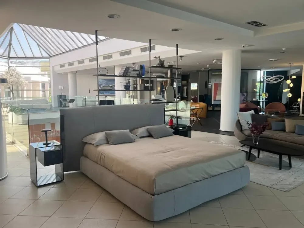 Flou Letto imbottito modello Amal: richiedi il prezzo- Letti