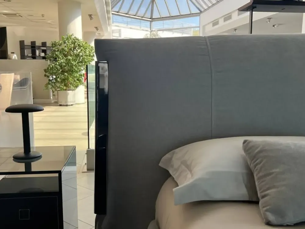 Flou Letto imbottito modello Amal: richiedi il prezzo- Letti