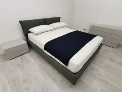 Letto imbottito modello Iorca di scontato 32%^Bolzan Outlet
