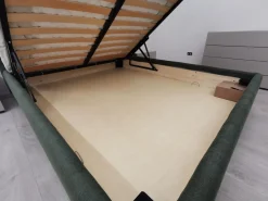 Letto imbottito modello Iorca di scontato 32%^Bolzan Outlet