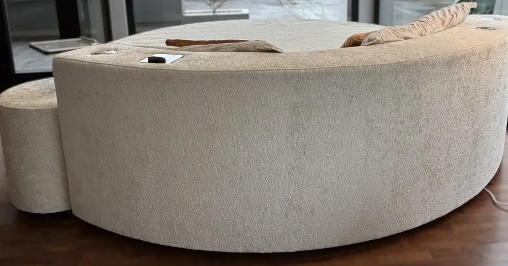 Clearance Letto imbottito modello Letto rotondo cristal high-tech tessuto di scontato 48% Letti