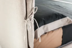 Letto imbottito modello Victoria di scontato 45%^Collezione esclusiva Clearance