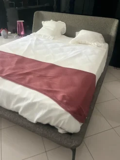 Letto imbottito modello Velvet di scontato 13%^NovaMobili New