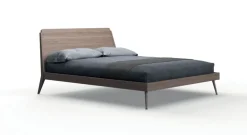 Letto in legno con gambe Miranda  a prezzo ribassato^Homes