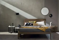 Letto in legno con gambe Bic a prezzo ribassato^Ballancin