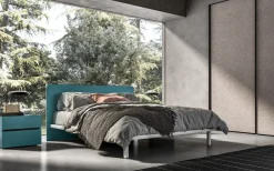 Sale Letto in legno con gambe Quadro matrimoniale  a prezzo scontato Letti