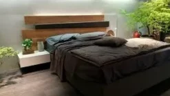 Letto in legno con gambe Scudo Maronese a prezzo ribassato^Maronese ACF Sale