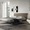 Outlet Letto in legno con piedini Zeo  a prezzo scontato Letti