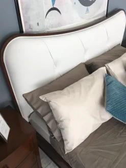 Discount Letto in legno con piedini Letto mimose mod. nuvola tinta classica ed ecopelle bianca  a prezzo scontato Letti