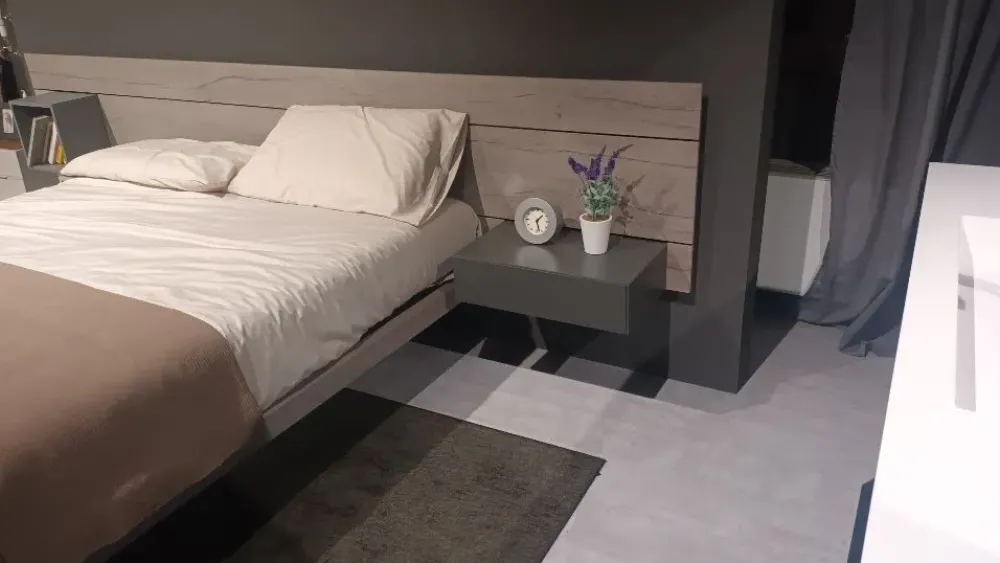 Letto in legno modello Sorvolo di scontato 27% Letti