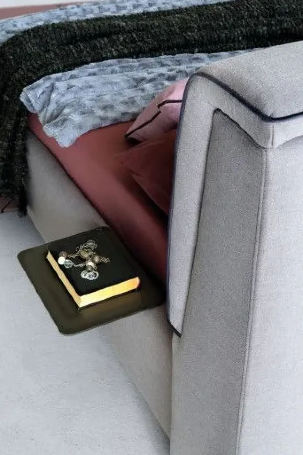 LETTO Inside a PREZZI OUTLET^Le Comfort Outlet