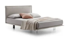 Clearance Letto king size con piedini Vasco a prezzo ribassato Letti