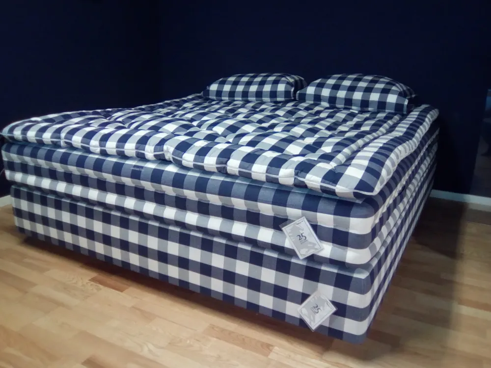 Letto Letto imbottito proferia bjx a prezzo scontato^Hastens New