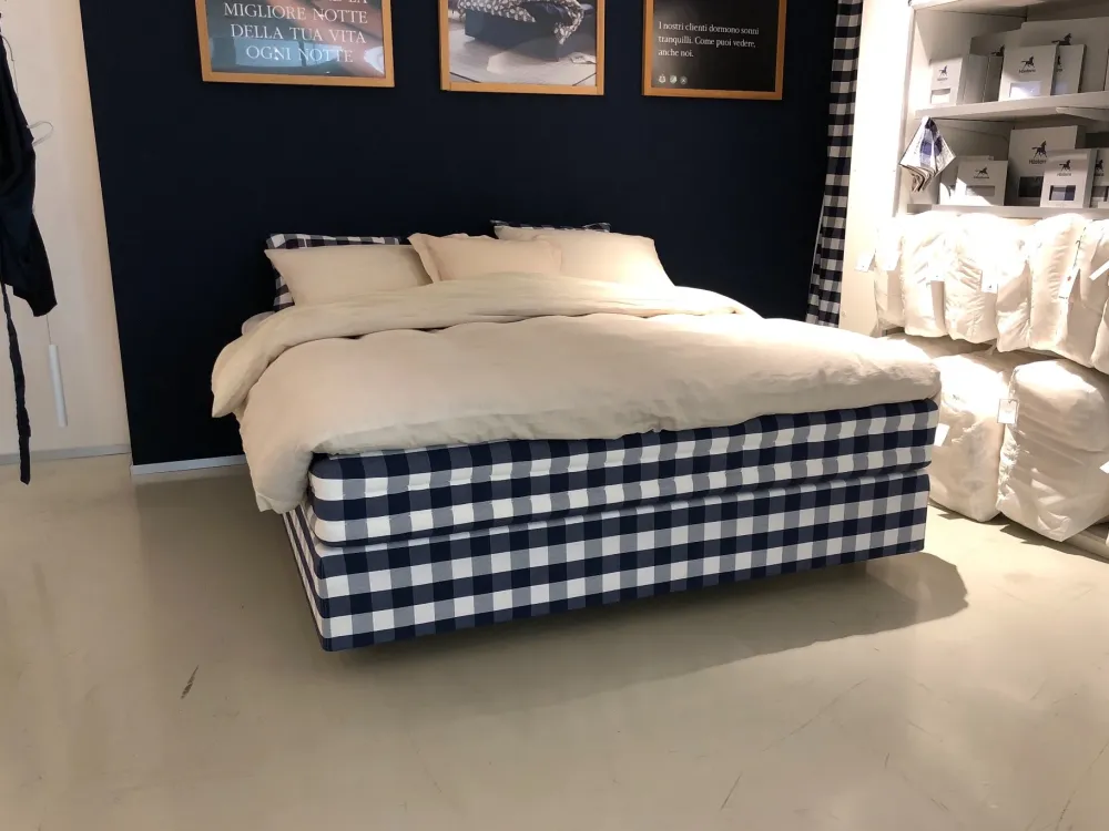 Letto Letto imbottito proferia bjx a prezzo scontato^Hastens New