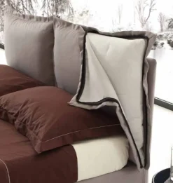 Artigianale Letto matrimoniale Bronte con un ribasso del 50%- Letti