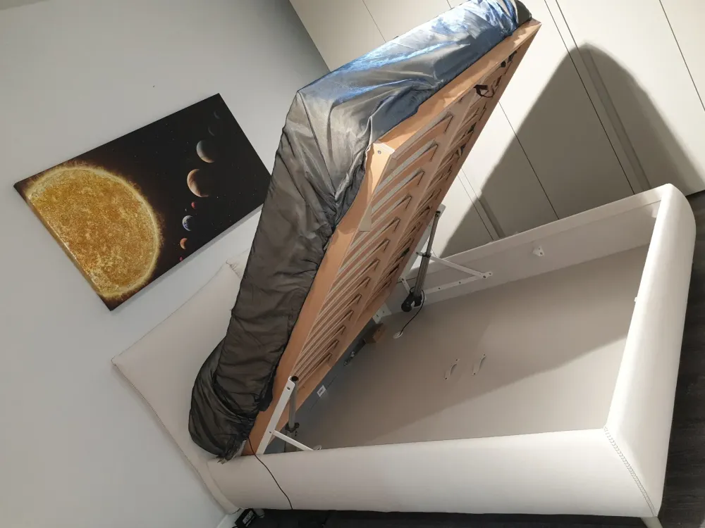 Sale Letto matrimoniale con contenitore Patricia a prezzo scontato Letti