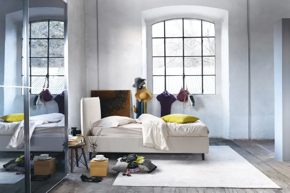 Noctis Letto matrimoniale con gambe Bob a prezzo riservato- Letti