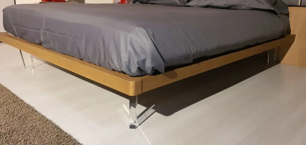 Clearance Letto matrimoniale con giroletto Diagonal a prezzo scontato Letti