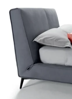 Sale Letto matrimoniale con giroletto Monza a prezzo scontato Letti