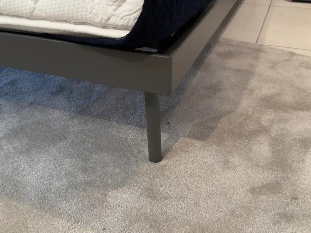 Outlet Letto matrimoniale con pediera Bishape a prezzo ribassato Letti