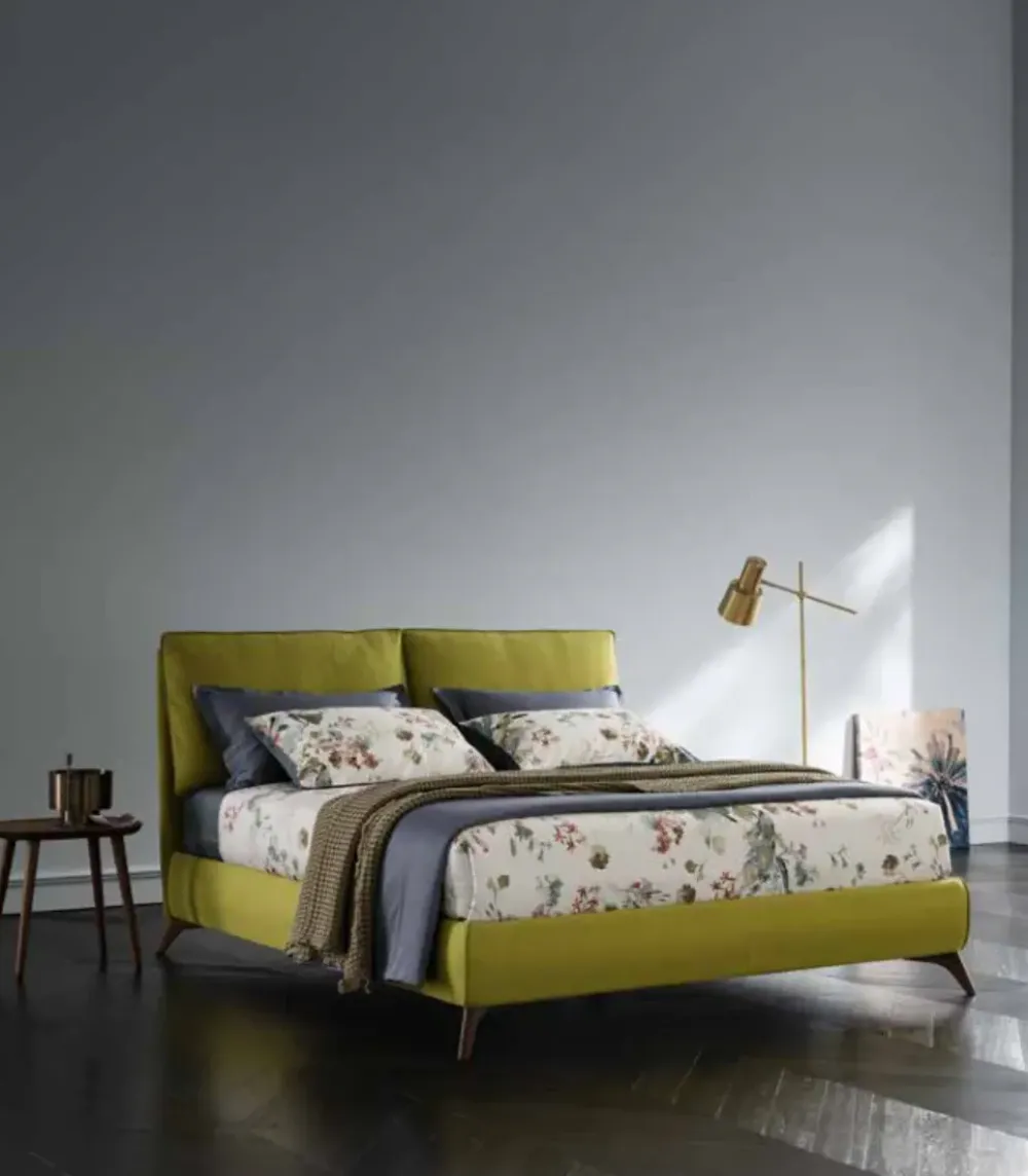 Sale Letto matrimoniale con piedini Nisida at a prezzo ribassato Letti