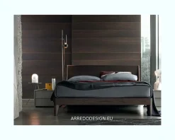 Outlet Letto matrimoniale con piedini Clark a prezzo scontato Letti