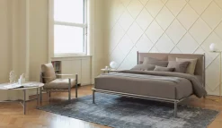 Flou Letto matrimoniale con piedini Iko a prezzo riservato- Letti