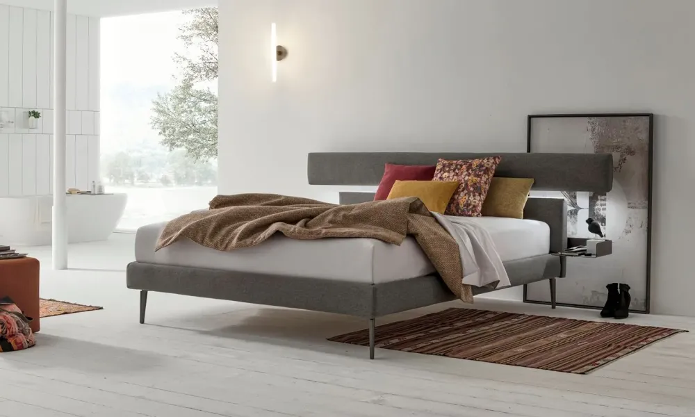 Letto matrimoniale con piedini Denver a prezzo scontato^V&nice Hot