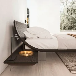 Outlet Letto matrimoniale con piedini Aqua a prezzo ribassato Letti