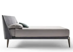 Hot Letto matrimoniale con piedini Elettra a prezzo ribassato Letti