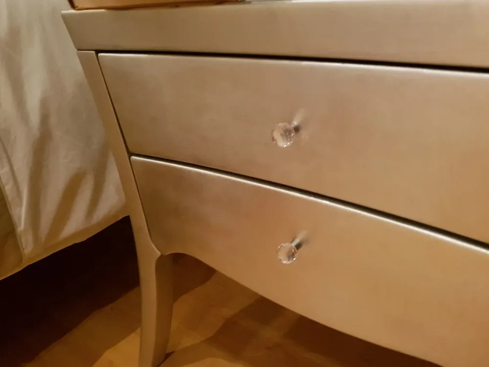 Clearance Letto matrimoniale con piedini Venice a prezzo scontato Letti