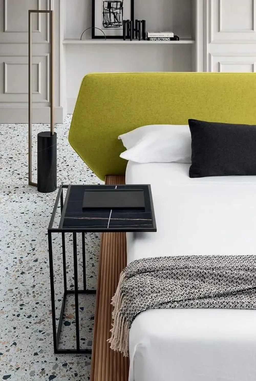 Felis Letto matrimoniale design Taipei wood a prezzo ribassato- Letti