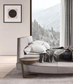 Letto matrimoniale design Zero   a prezzo scontato^Presotto Clearance