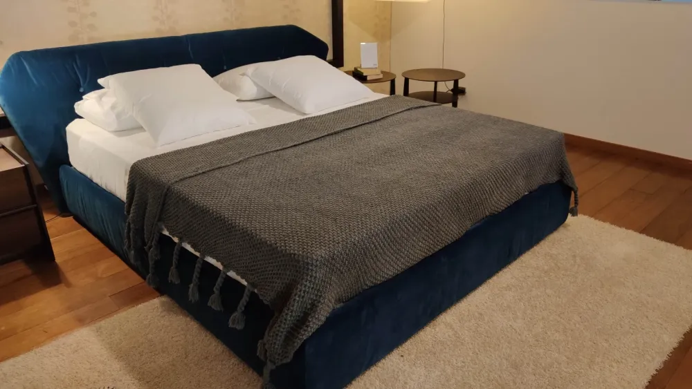 Letto matrimoniale design New york box a prezzo scontato^Saba Online