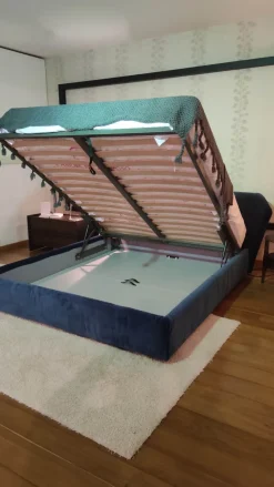 Letto matrimoniale design New york box a prezzo scontato^Saba Online