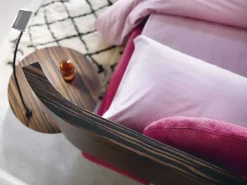 Noctis Letto matrimoniale moderno Hug collection a prezzo ribassato- Letti