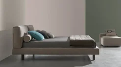 Online Letto matrimoniale moderno Academy piuma a prezzo ribassato Letti