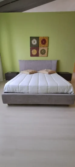 Letto matrimoniale moderno Adamas a prezzo ribassato^Nefi Discount